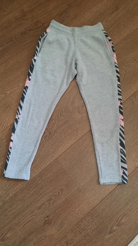 Tepláky energetics v.140, 134