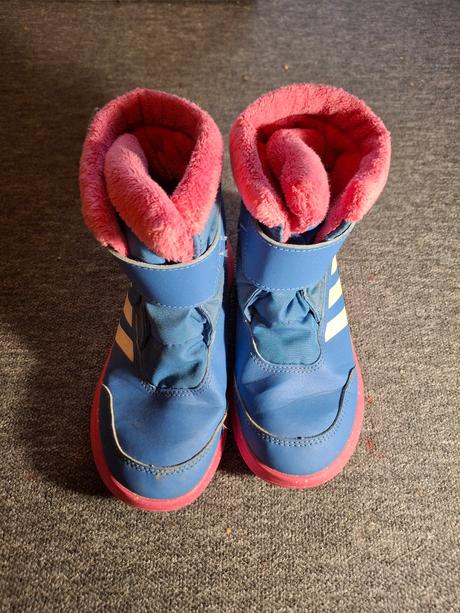 Topanky na zimu, adidas,31