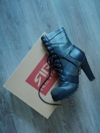 Kožené retro jeans, 39