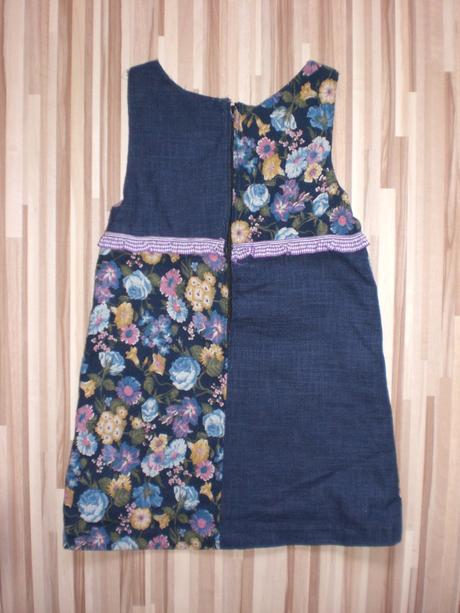 Modré šatičky, 92