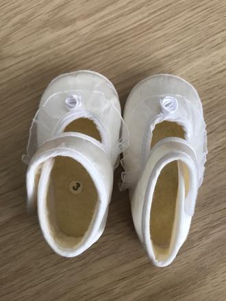 Nove slavnostne capacky, <17