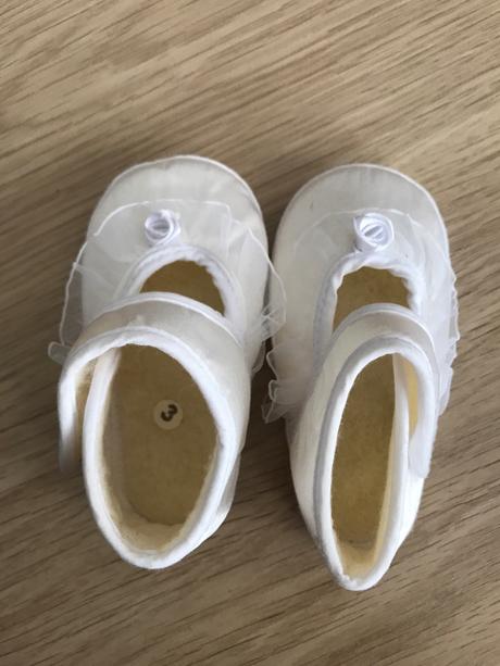 Nove slavnostne capacky, <17