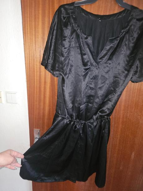 Saty zo 100 percent  hodváb pc 150 eur, xl