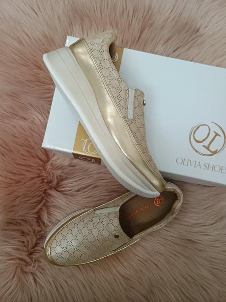 Dámske kožené topánky zn.olivia shoes 23220365 b,z, 37 / 39 / 40