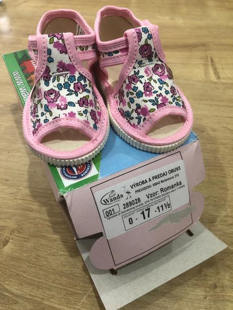 Papučky wanda, wanda,17