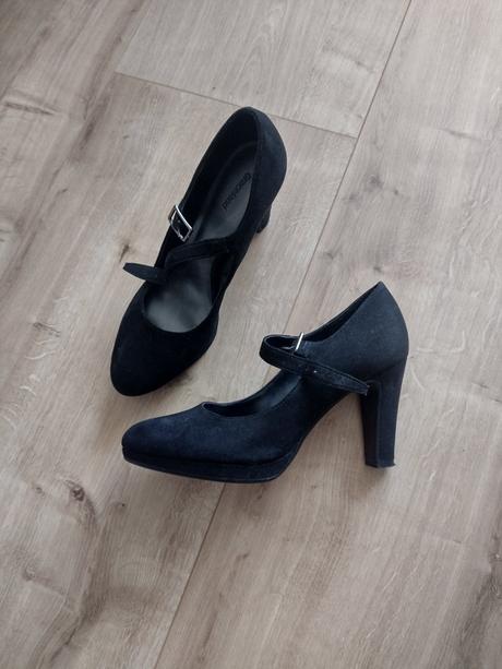 Čierne lodičky, graceland,38