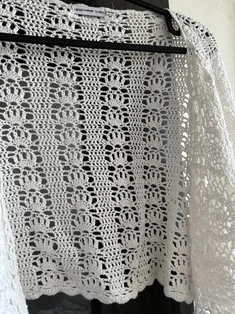 Hackovane bolerko, 42