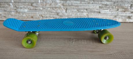 Modrý pennyboard / mini cruiser/ skateboard,