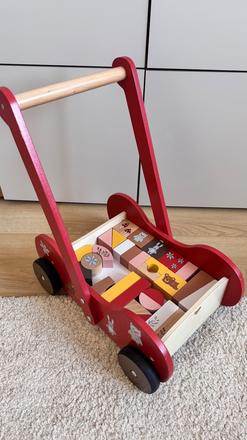 Playtive dreveny vozík s kockami, 