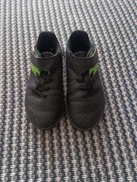 Kopačky halovky na futbal, decathlon,27