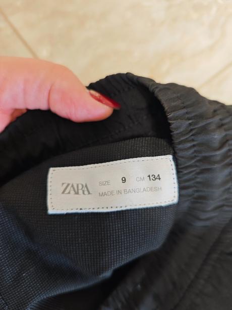 Tenké športové nohavice, zara,134