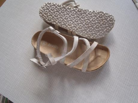 Letné sandále, lupilu,30