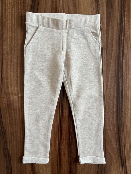 Dievcenske teplaky, c&a,92