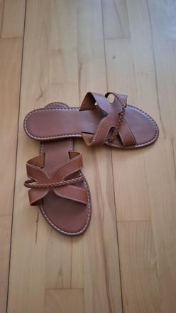 Hnede slapky, 41
