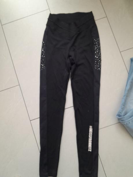 M sara rifle a leginy, m