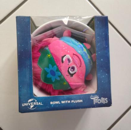Trolls, miska + plyšová hračka, 