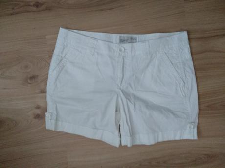 Biele sortky, esprit,m