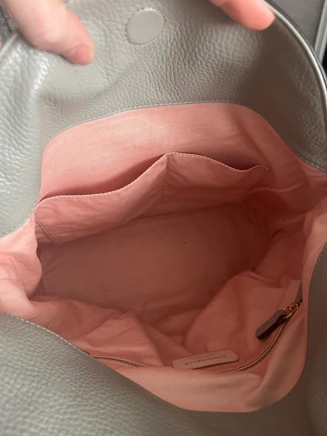 Kabelka coccinelle, coccinelle