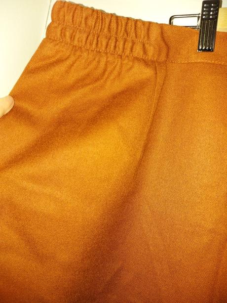 Sukna nova, s vysačkou, xl