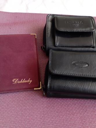 Dámske peňaženky,