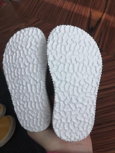 Slovenské papucky milash, 20