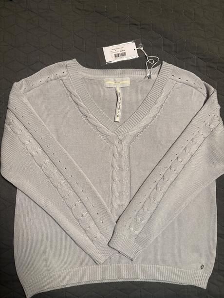 Sveter guess, guess,m