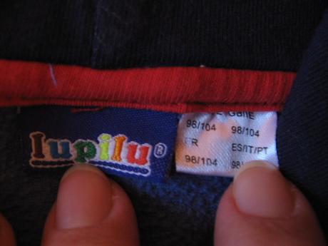 Tenšia mikinka s gitarou, lupilu,98