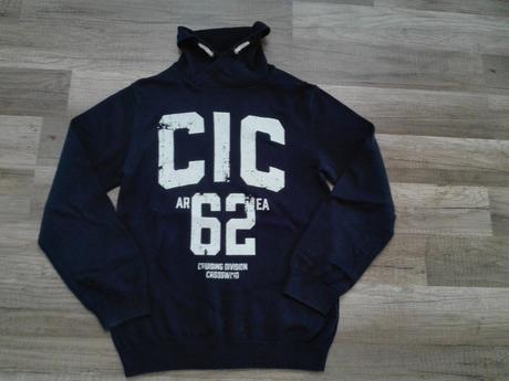 Chlapčenský svetrík, reporter,134