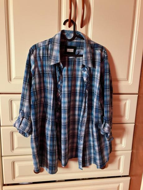 Károvaná košeľa, 44