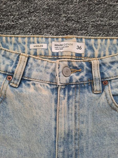 Rifle house, house,36