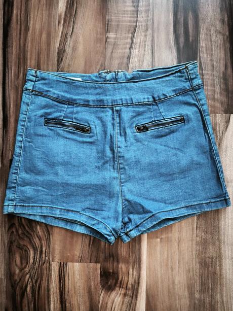 Riflové šortky, bershka,l