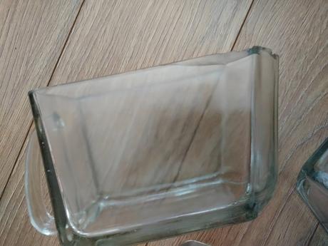 Vintage sklenené nádoby,