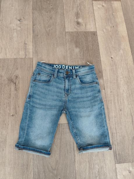 C&a kratasy, c&a,152