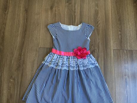 Šaty krawiectwo, 128