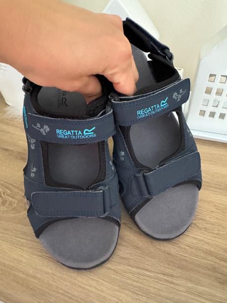Dvakrát obuté sandále regatta, regatta,37
