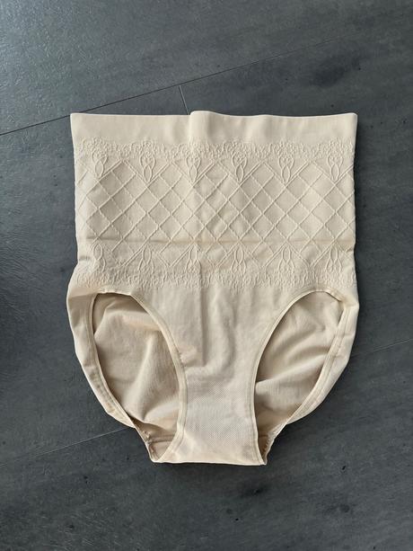 Damske stahujuce spodne pradlo plzr by plackova, m