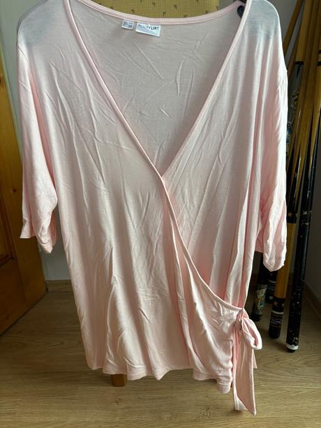 Top so zaväzovaním na boku, 44