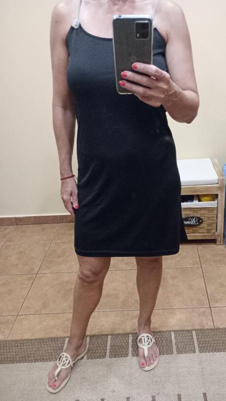 Čierne letné šaty, s