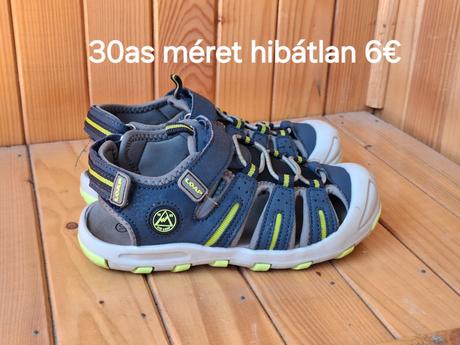 Chlapčenské sandále, 30