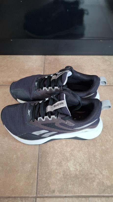 Tenisky reebok, champion,37