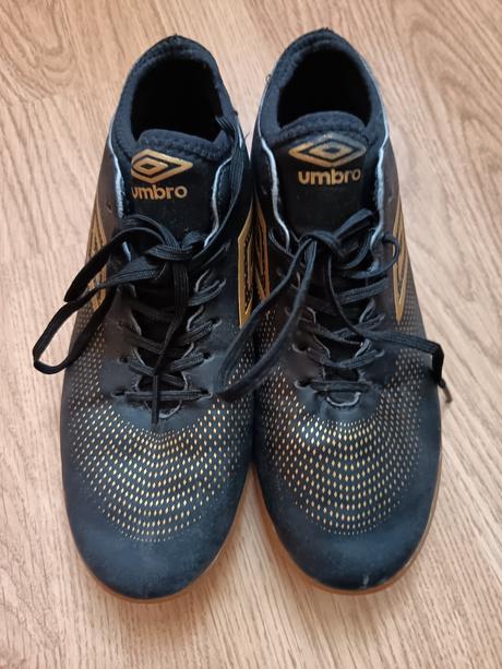 Halovky 36,5, umbro,36