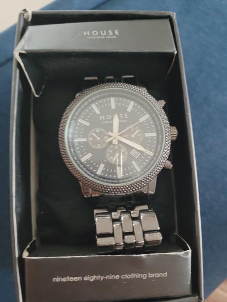 Pánske hodiny, house