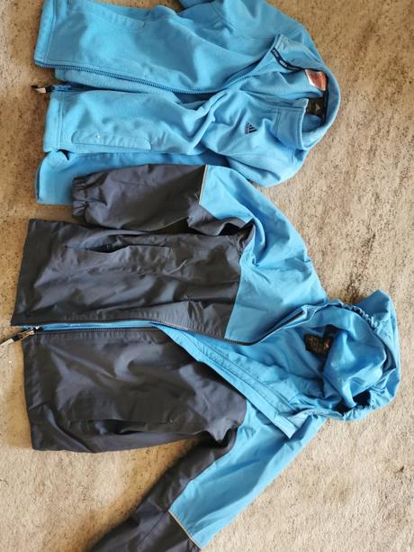 Jarna bunda adidas so svetrom, adidas,140