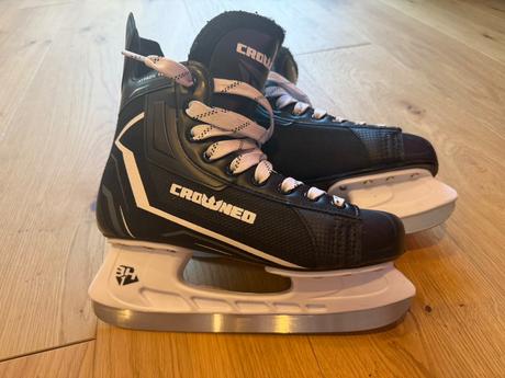 Ladove korcule, crowned,40