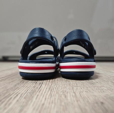 Crocs sandálky c9 v.25-26, crocs,25