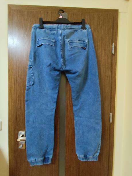 Cropp panske rifle velkost w32, rozmery na fotkach, l