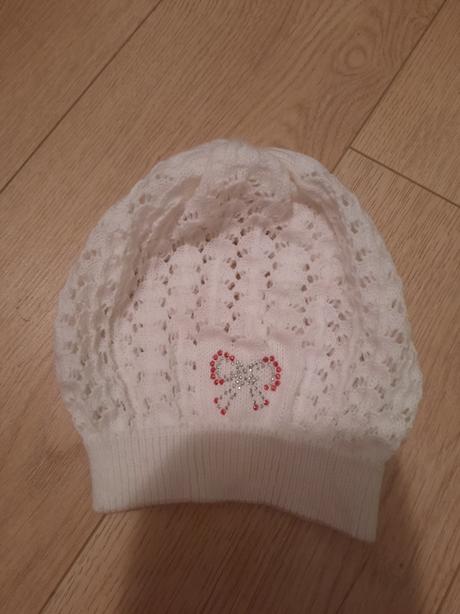 Madeirovana čiapka, 128