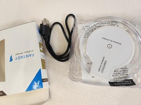 Fantasy wireless charger ultratenká nabíjačka, 