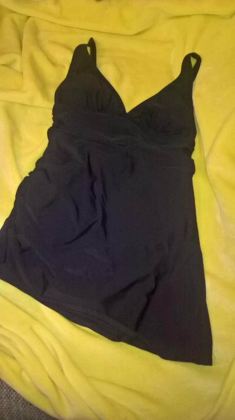 Zoštíhľujúce plavky, 42