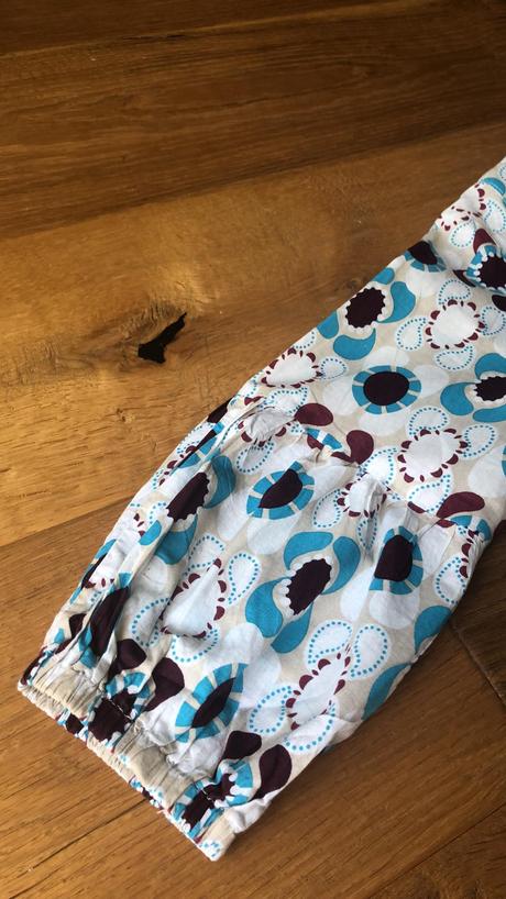 Urban behaviour - blúzka, m